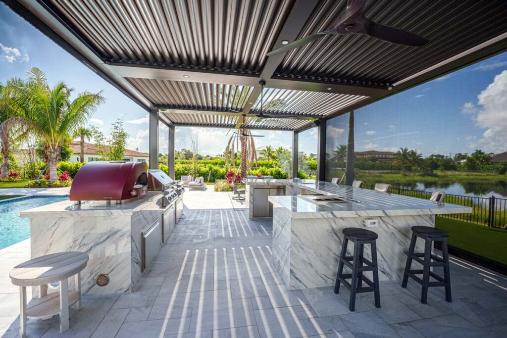 Custom outdoor kitchen in Jupiter, Florida